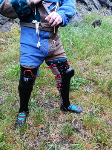 Knee protectors