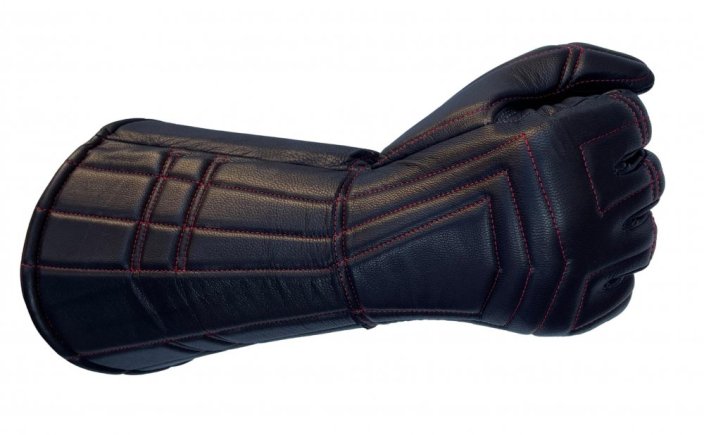 Leather gloves